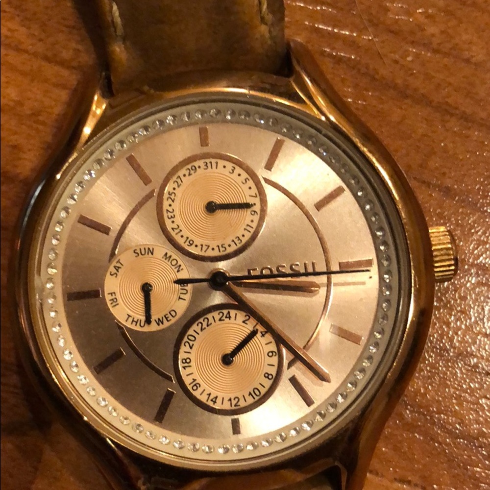 Women’s Rose Gold Fossil Watch